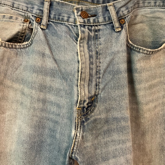 Levi’s 505 Jeans, Men’s 36” x 32”, Well Loved, Well Worn with Prefect Fraying. - Picture 5 of 16